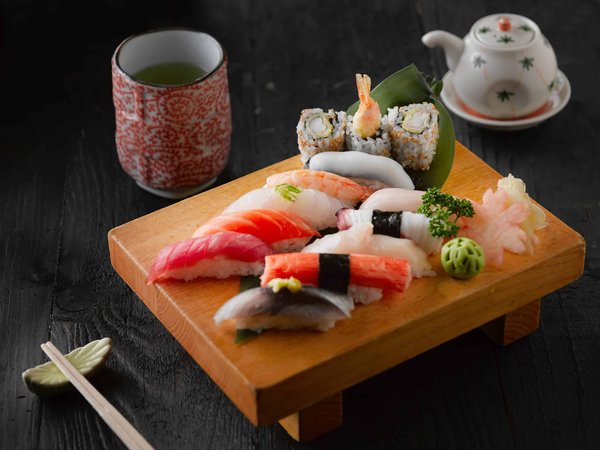 How Can You Master the Art of Sushi Rolling?